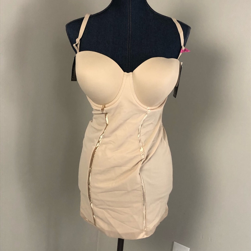 Maidenform - shaper
